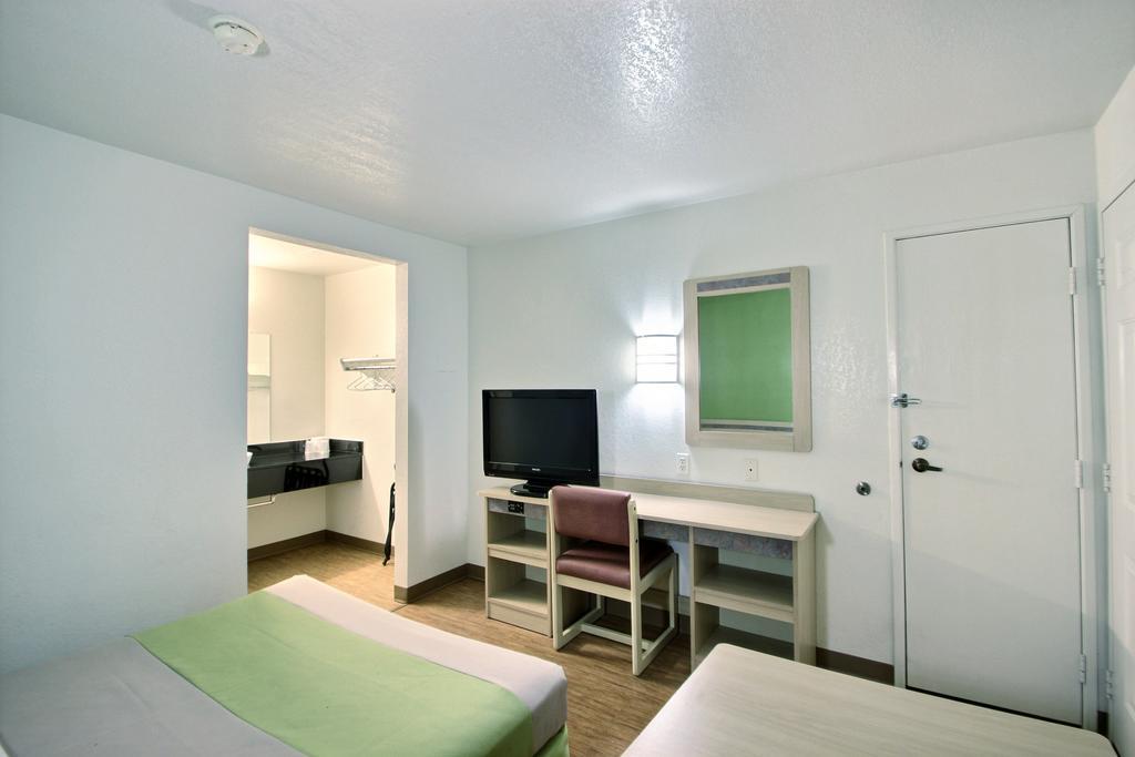 Motel 6 Milwaukee West - Brookfield Cameră foto
